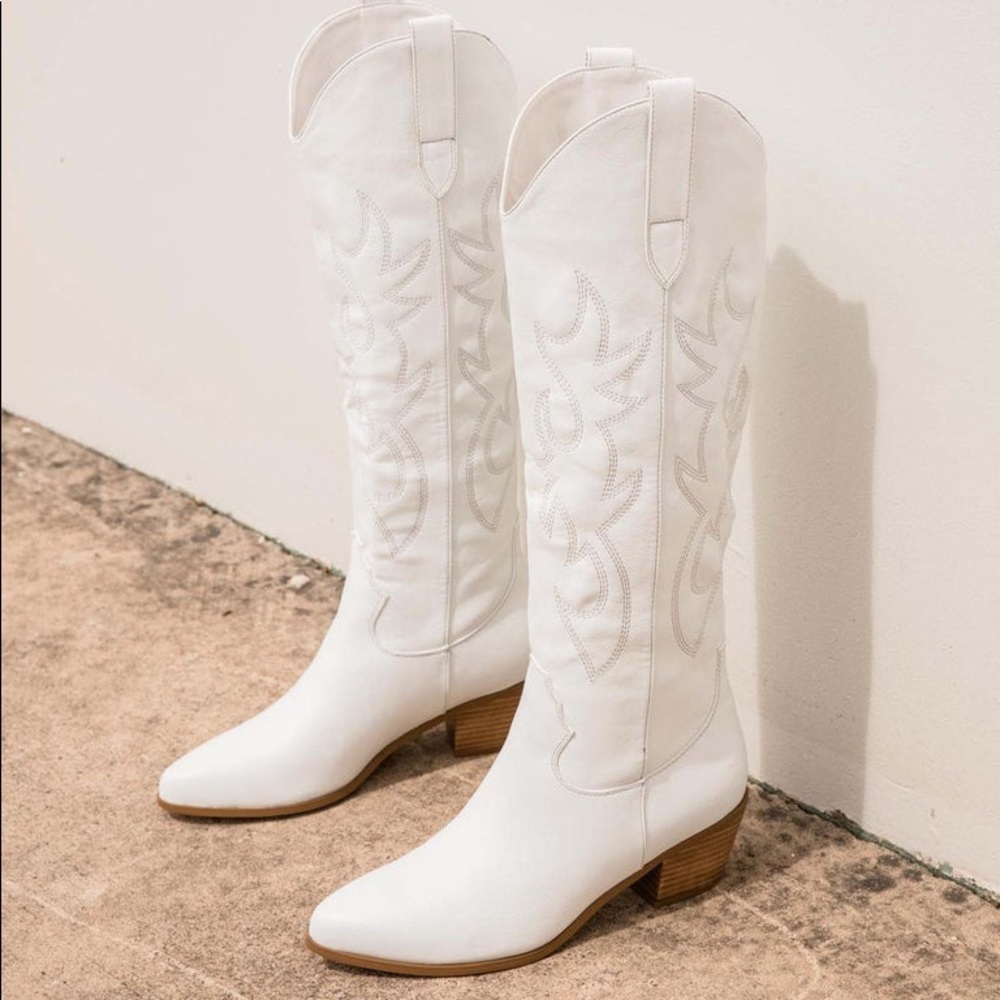 BILLINI URSON BOOT WHITE